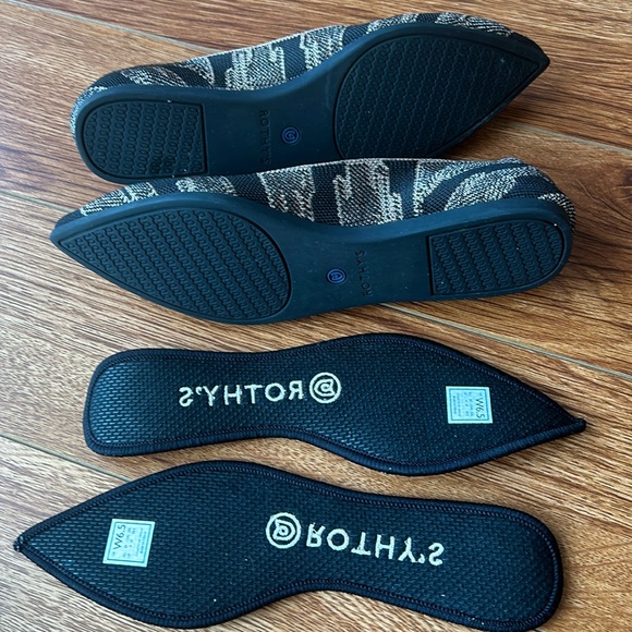 Rothy’s The Point Golden Shimmer (Black x Rose Gold) size 6.5 EUC - Picture 9 of 9